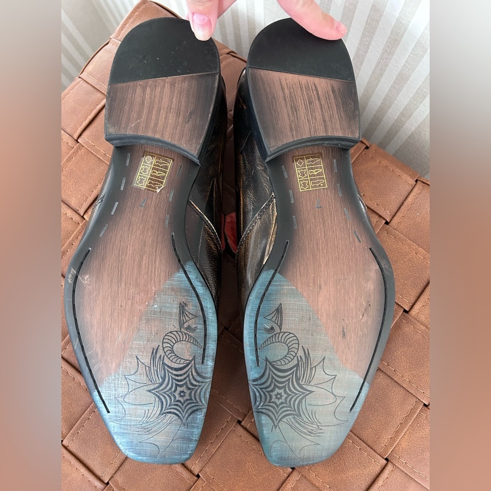 NWT Robert Wayne Embroidered Cross Brown Leather Slip-On Loafers Men’s Size 7 - Picture 6 of 8